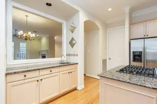 6318 Elm Ct, Bellaire, TX 77401 - Photo 12