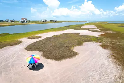 18414 Indian Beach Ct, Galveston, TX 77554 - Photo 36