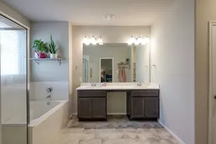 7329 Masquerade Ln, Conroe, TX 77304 - Photo 14