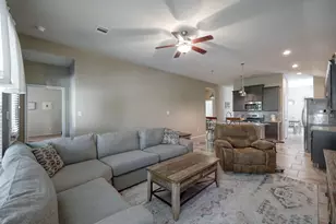 7329 Masquerade Ln, Conroe, TX 77304 - Photo 10