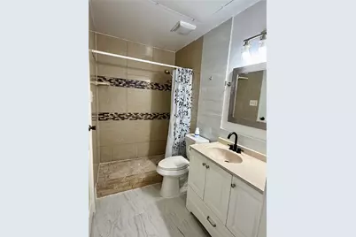 10855 Meadowglen Lane #1009, Houston, TX 77042 - Photo 18