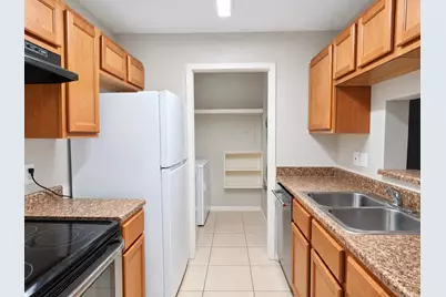12638 Ashford Meadow Drive #C, Houston, TX 77082 - Photo 4