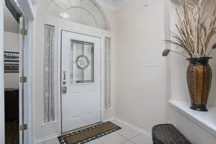 1828 Barretts Glen Dr, Pearland, TX 77581 - Photo 2