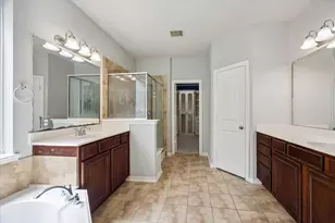 5323 Heath River Ln, Sugar Land, TX 77479 - Photo 14