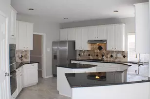 2411 Rose Hollow Dr, Katy, TX 77450 - Photo 2