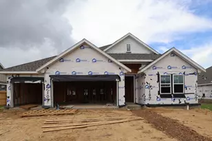 12107 St Augustine Dr, Mont Belvieu, TX 77535 - Photo 2