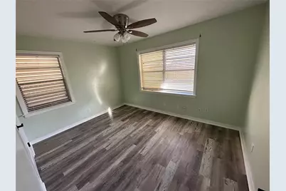 4511 Avenue R 1/2, Galveston, TX 77551 - Photo 14