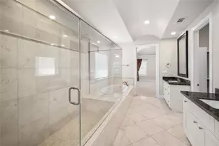 4133 Woodcraft St, Houston, TX 77025 - Photo 24