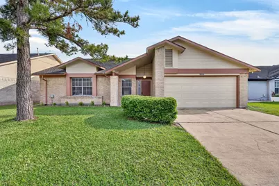 12047 Plumpoint Drive, Houston, TX 77099 - Photo 4