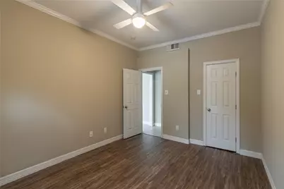 4515 Briar Hollow Place #304, Houston, TX 77027 - Photo 16