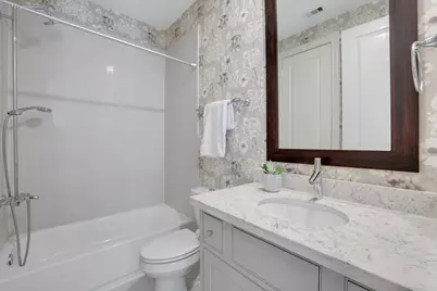 4045 Leeland Street, Houston, TX 77023 - Photo 8