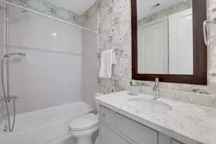 4045 Leeland St, Houston, TX 77023 - Photo 8