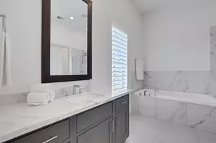 4045 Leeland St, Houston, TX 77023 - Photo 42