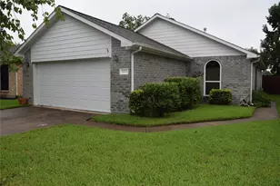 18130 Beaverdell Dr, Tomball, TX 77377 - Photo 2