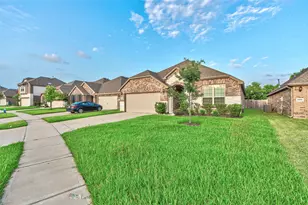 15602 Summer Maple Trl, Cypress, TX 77429 - Photo 2