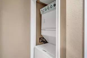 10630 Westbrae Pkwy, Houston, TX 77031 - Photo 12