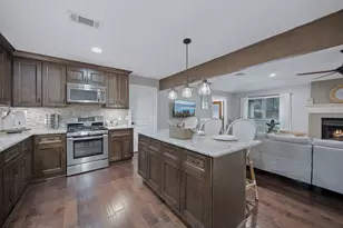 120 April Wind Dr E, Montgomery, TX 77356 - Photo 8