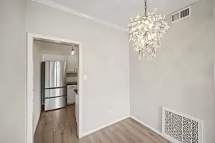 2475 Underwood St, Houston, TX 77030 - Photo 8