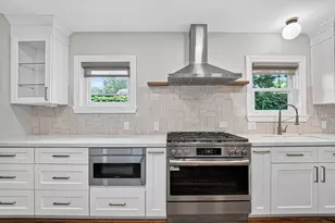 1706 W Main St, Houston, TX 77098 - Photo 16