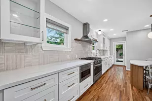 1706 W Main St, Houston, TX 77098 - Photo 14