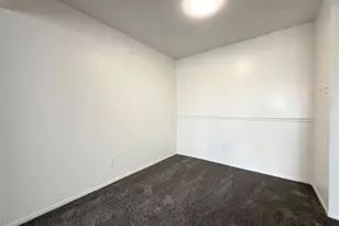 2822 S Bartell Dr, Houston, TX 77054 - Photo 6