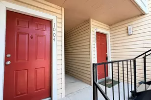 2750 Holly Hall St, Houston, TX 77054 - Photo 2