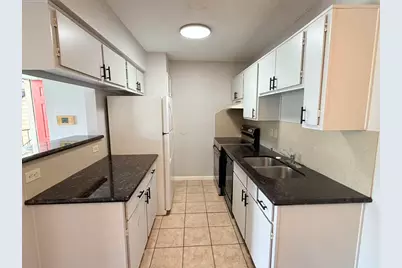 2750 Holly Hall Street, Houston, TX 77054 - Photo 4