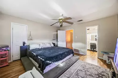 11507 Kirkvalley Drive, Houston, TX 77089 - Photo 28
