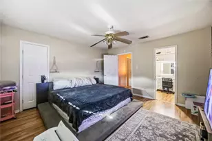11507 Kirkvalley Dr, Houston, TX 77089 - Photo 28