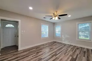 1113 San Jacinto St, Rosenberg, TX 77471 - Photo 2