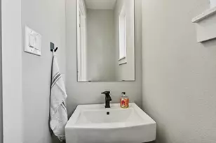825 Woodcrest Dr, Houston, TX 77018 - Photo 22