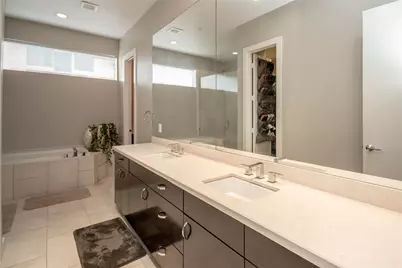 2423 W Main Street #B, Houston, TX 77098 - Photo 20