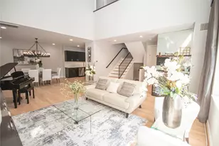 2423 W Main St, Houston, TX 77098 - Photo 2