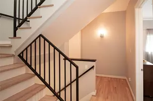 2423 W Main St, Houston, TX 77098 - Photo 18