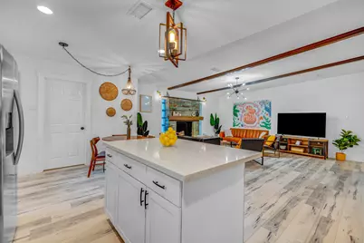 5918 Lattimer Drive, Houston, TX 77035 - Photo 10