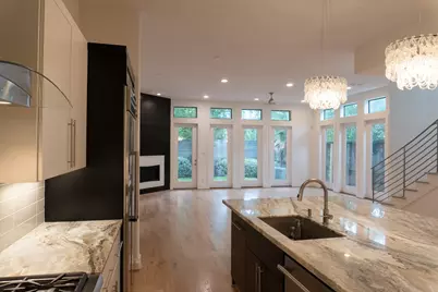 5506 Bosque Street, Houston, TX 77056 - Photo 10