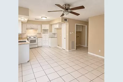 1548 East Avenue, Katy, TX 77493 - Photo 12