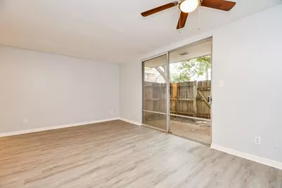 2822 Briarhurst Drive #43, Houston, TX 77057 - Photo 8