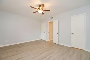 2822 Briarhurst Dr, Houston, TX 77057 - Photo 12