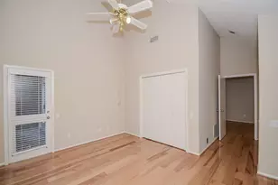 130 Sugar Berry Cir, Houston, TX 77024 - Photo 26