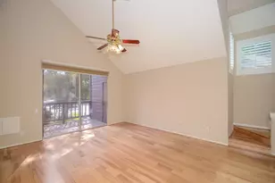 130 Sugar Berry Cir, Houston, TX 77024 - Photo 16