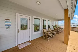 951 S Gateway, Port Bolivar, TX 77650 - Photo 10