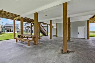 951 S Gateway, Port Bolivar, TX 77650 - Photo 40