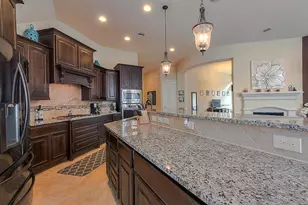 2302 Falcon Brook Dr, Katy, TX 77494 - Photo 6