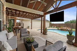 19015 Rustling Ridge Ln, Tomball, TX 77377 - Photo 2