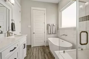 7705 Kivu Ln, Houston, TX 77055 - Photo 10