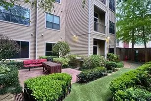206 McGowen St, Houston, TX 77006 - Photo 14