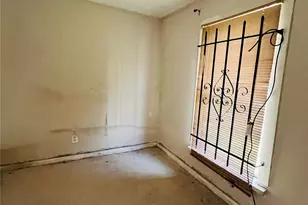 1042 Marcolin St, Houston, TX 77088 - Photo 12