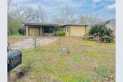 1042 Marcolin Street, Houston, TX 77088 - Photo 4