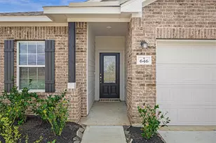 646 Escondido Dr, Dayton, TX 77535 - Photo 4